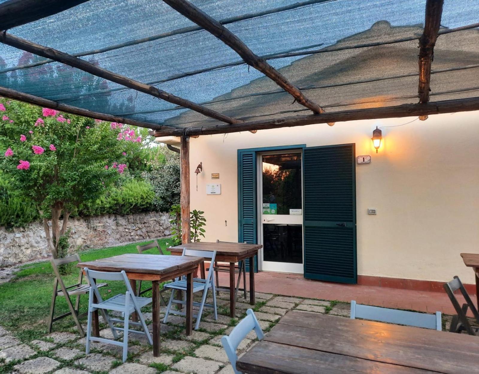 Agriturismo Le Colline Di カパルビオ エクステリア 写真