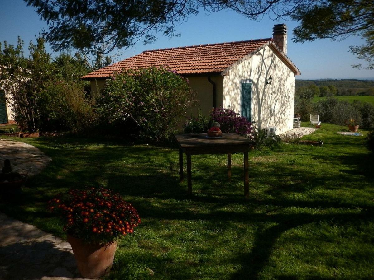 Agriturismo Le Colline Di カパルビオ エクステリア 写真